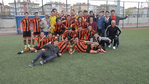 Kayseri'yi U-19 Türkiye Şampiyonası'nda Yolspor ile Şekerspor temsil edecek