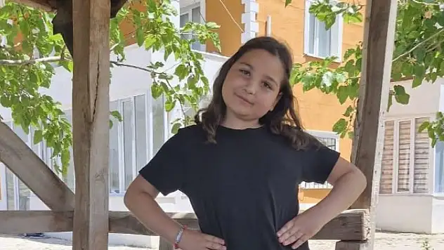 Kayseri'yi yasa boğan kayıp: 11 yaşındaki Zeynep kansere yenik düştü