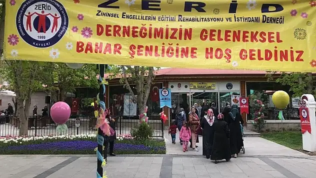 Kayseri ZERİD 17. geleneksel bahar şenliği düzenlendi