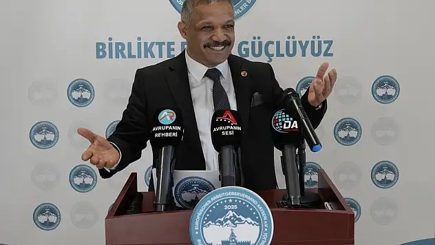 Kayserili başkan farklı kazandı!