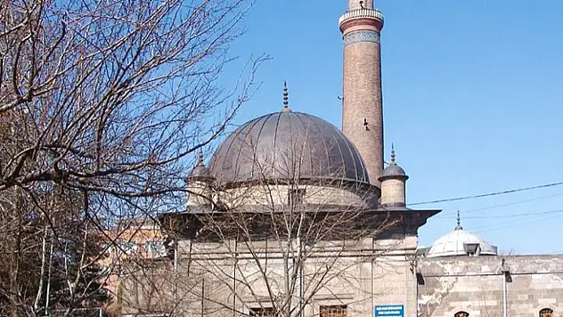 Kayserili Berber sanal kumar kurbanı oldu! Yaşamına son verdi