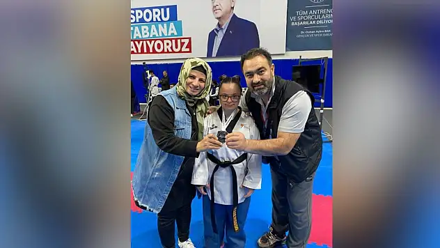 Kayserili Büşra'nın gözü dünya şampiyonluğunda!