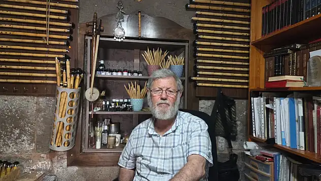 Kayserili emekli öğretmenin yanlış aldığı ney hayatını değiştirdi