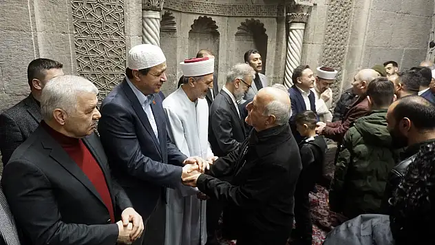 Kayserili Genel Başkan memleketinde bayramlaştı!
