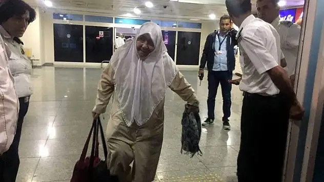 Kayserili hacılar memleketlerine dönmeye başladı