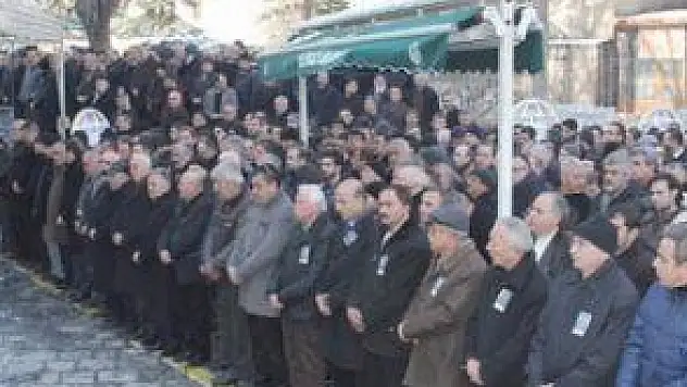 KAYSERİLİ İŞ ADAMLARININ ÖĞRETMENİ SON YOLCULUĞUNA UĞURLANDI