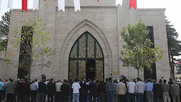 Kayserili iş insanı kazada hayatını kaybetmişti! Eşi acısına dayanamadı