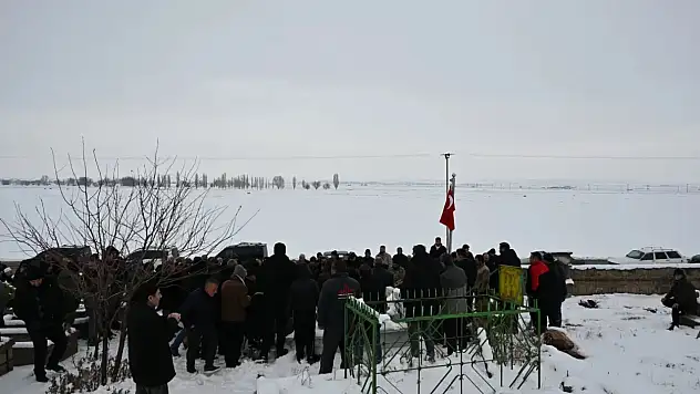 Kayserili şehidin babası son yolculuğuna uğurlandı!