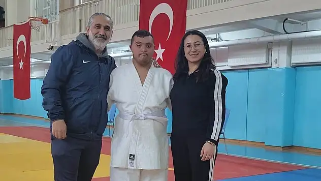 Kayserili sporcu Türkiye Şampiyonu oldu