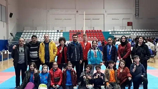 Kayserili sporcular Samsun'dan 19 madalya ile döndü
