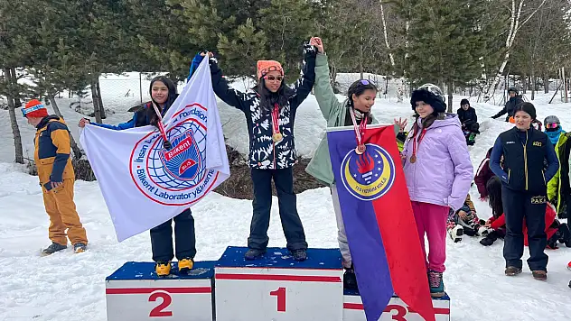 Kayserili sporcular Sarıkamış'ta 28 madalya ile tarih yazdı