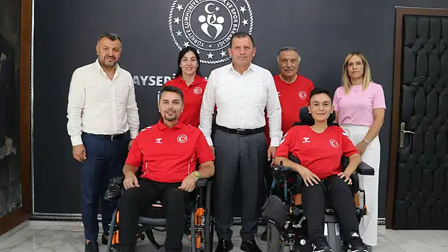 Kayserili sporcular Türkiye için yarışacak: Gözler Çekya'daki büyük turnuvada!