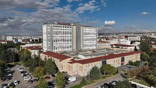 Kayserili ünlü iş adamı duyurdu: Zorlu bir tedavi sürecini geride bıraktım