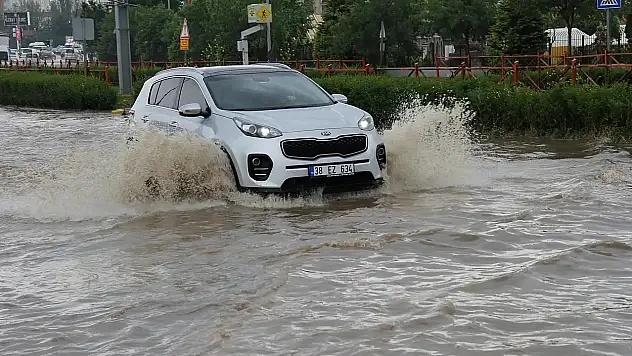 Kayserililer dikkat! Meteoroloji uyardı 8 saat sürecek