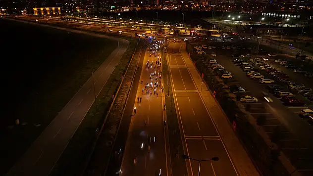 Kayserililer gece koştu