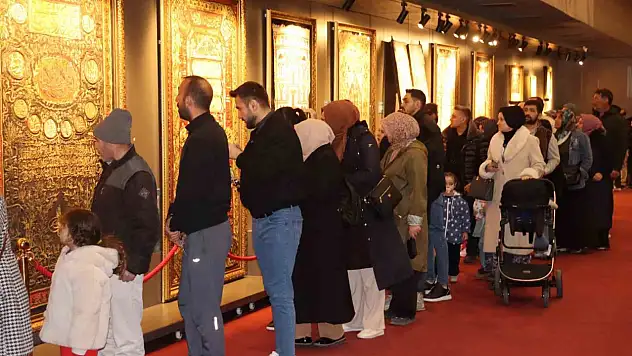 Kayseri'de uzun kuyruk oluştu! İftarın ardından vatandaşlar oraya koştu