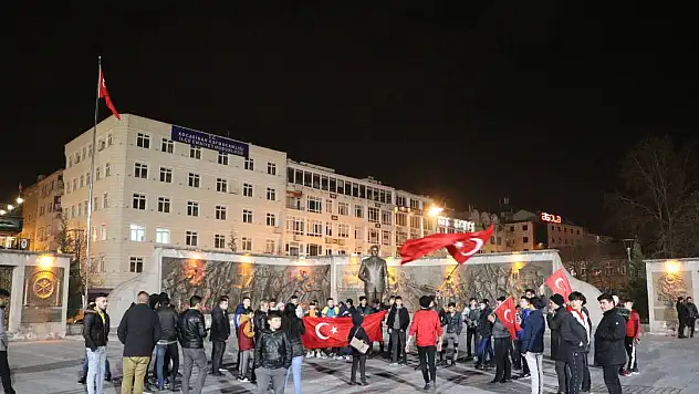 Kayserililerden İdlib'deki hain saldırıya tepki