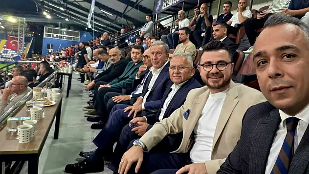 Kayserispor'a deplasmanda protokol desteği