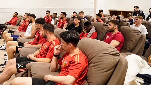 Kayserispor'a ihtar çeken futbolcular buluştu!