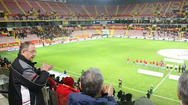 Kayserispor'a ilk tebrik Özhaseki'den