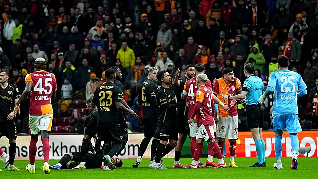 Kayserispor'a İstanbul'da ağır darbe