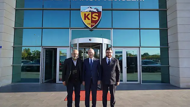 Kayserispor'a maç öncesi AK Parti ziyareti