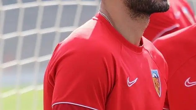 Kayserispor, Ali Karimi'yi açıkladı