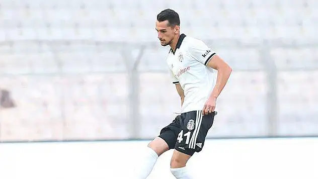 Kayserispor, Alpay'ı kadrosuna kattı