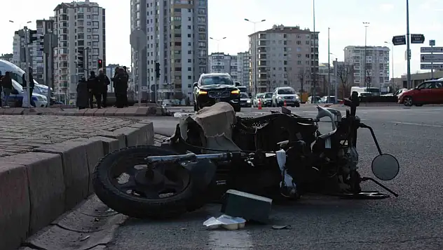 Çamlı'nın karıştığı kazada ağır yaralanan mobilet sürücüsü öldü