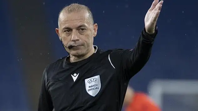 Kayserispor - Beşiktaş mücadelesinin VAR hakemi kim oldu?