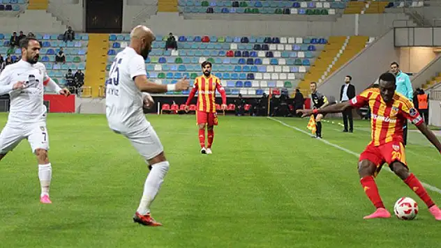 Kayserispor Bucaspor'u eleyerek gruplara kaldı