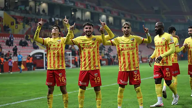 Kayserispor'da süre rekoru kıran futbolcu