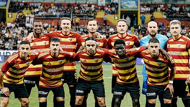Kayserispor'da goller peş peşe geldi: 2-0