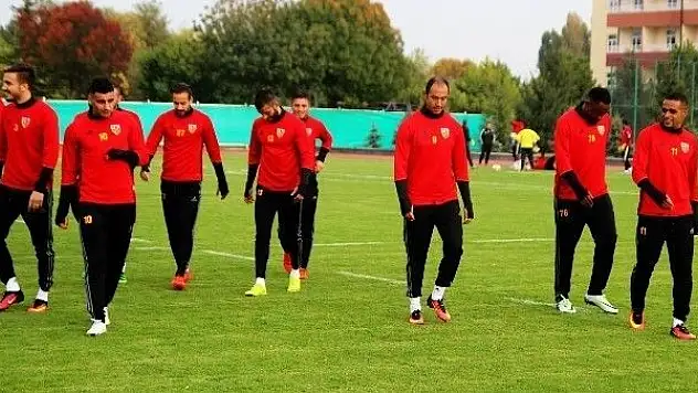 Kayserispor'da ikinci yarının ilk haftasında 4 oyuncu forma giyemeyecek