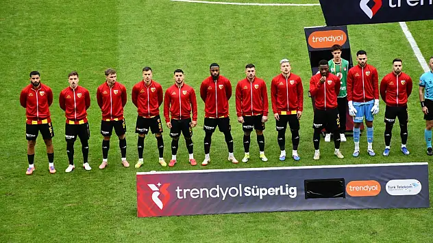 Kayserispor'da sürpriz karar: 3 isim kadroda yok