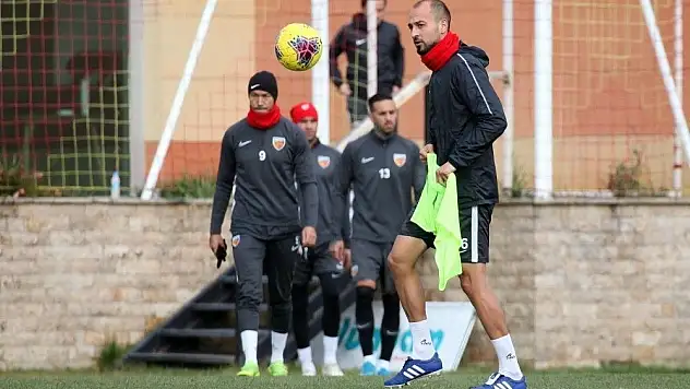 Kayserispor'da Umut ile Şamil kadro dışı
