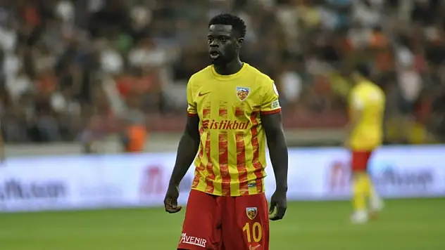 Kayserispor'dan ayrılan oyuncu bakın hangi kulübe imza attı!