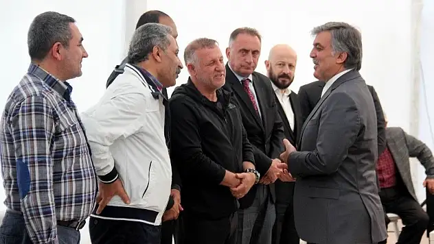 Kayserispor'dan Gül'e taziye ziyareti