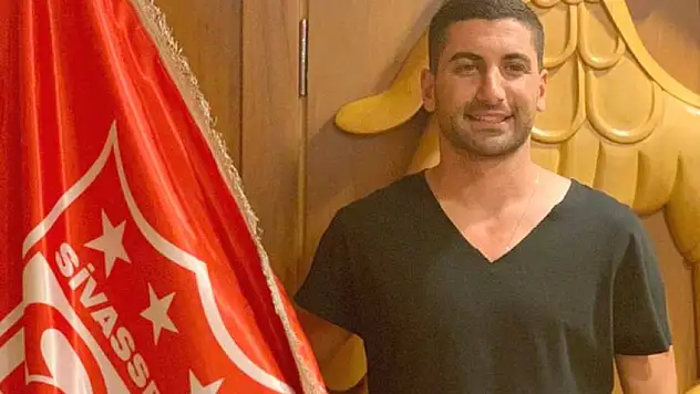 Kayserispor'dan Sivasspor'a transfer oldu