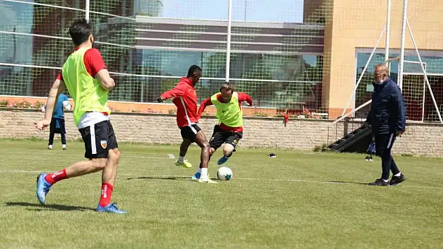 Kayserispor Fenerbahçe'yi gözüne kestirdi