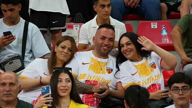 Kayserispor-Galatasaray maçını bakın kaç kişi izlemiş!