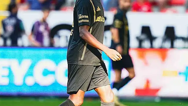 Kayserispor'da ayrılık: Sadece 305 dakika sahada kaldı!