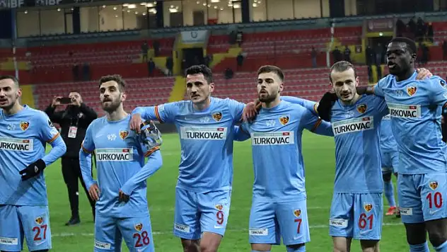 Kayserispor gol duellosunu kazandı