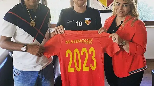 Kayserispor ile sözleşme yenileyen Pedro:
