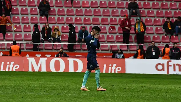 Kayserispor'da kırmızı kart şoku