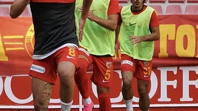Kayserispor kaptanı Hasan Hüseyin Acar: 'Çok mutluyuz'