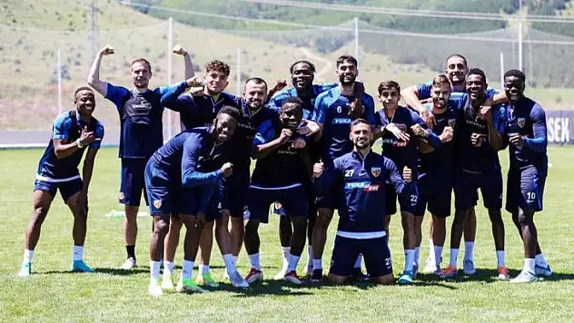 Parlak: Kulübü sıkıntıya itecek transfer yapılmasına karşıyım!