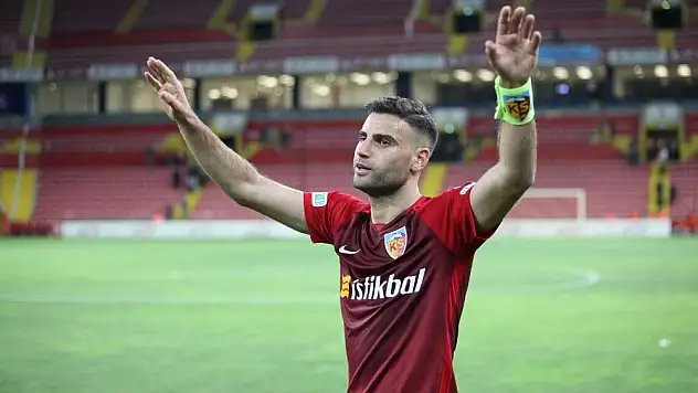 Kayserispor kaptanına taraftardan teşekkür