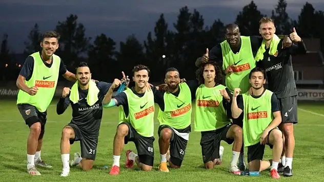 Kayserispor 30 kişilik kadroyu bildirdi