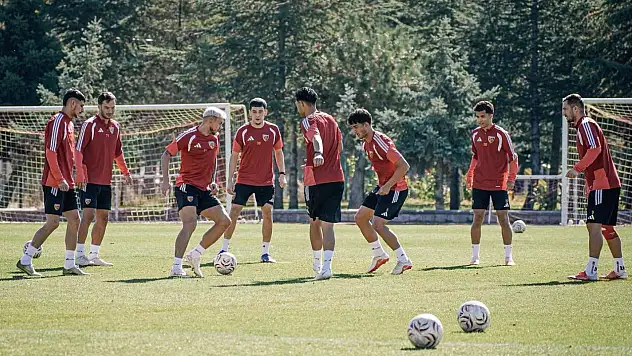 Kayserispor liderlik için sahaya çıkıyor! Hedef 9. galibiyet
